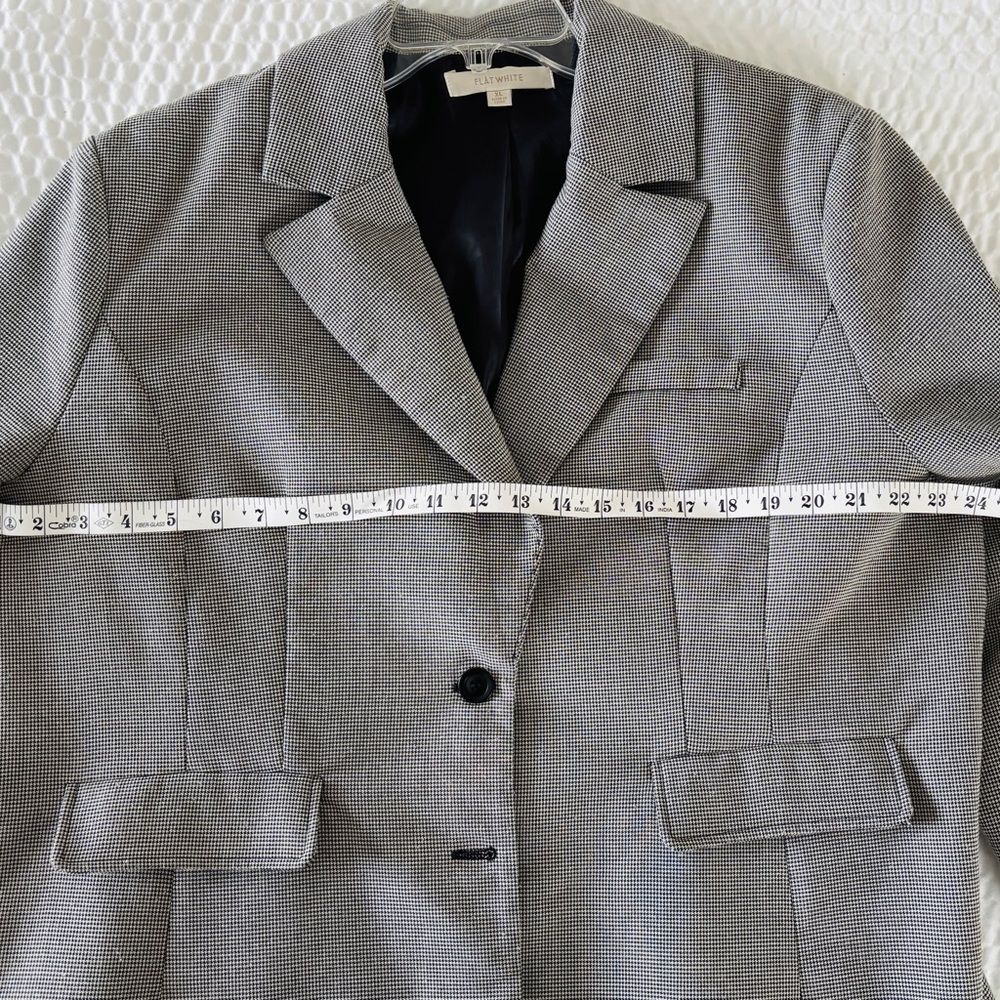 Anthropologie X Flat White Houndstooth Boyfriend Blazer - Size XL - Picture 9 of 10